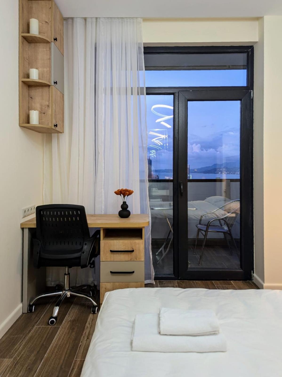 Intourist Residence Premium Studio Batumi Exterior photo